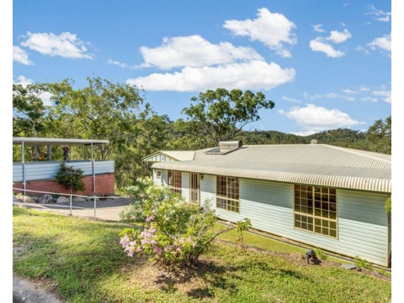 13 Warren Street, West Gladstone QLD 4680