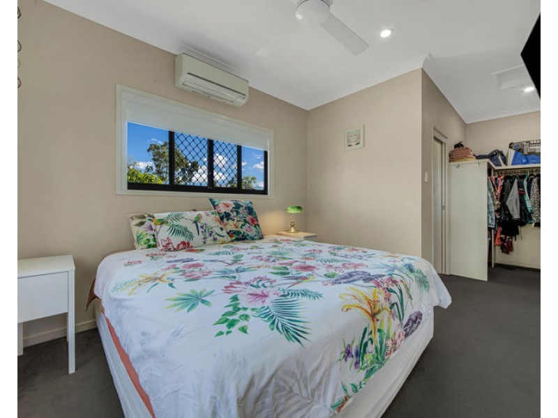 1 Eastwood Street, West Gladstone QLD 4680