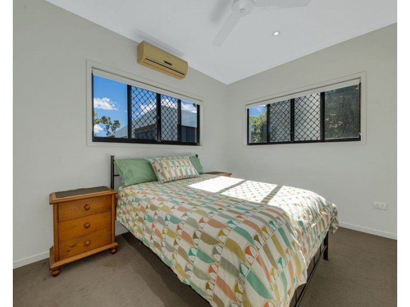 1 Eastwood Street, West Gladstone QLD 4680