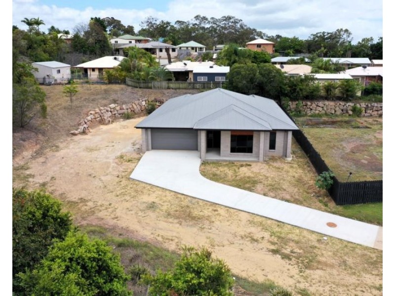 32 Fitzroy Avenue, Clinton QLD 4680