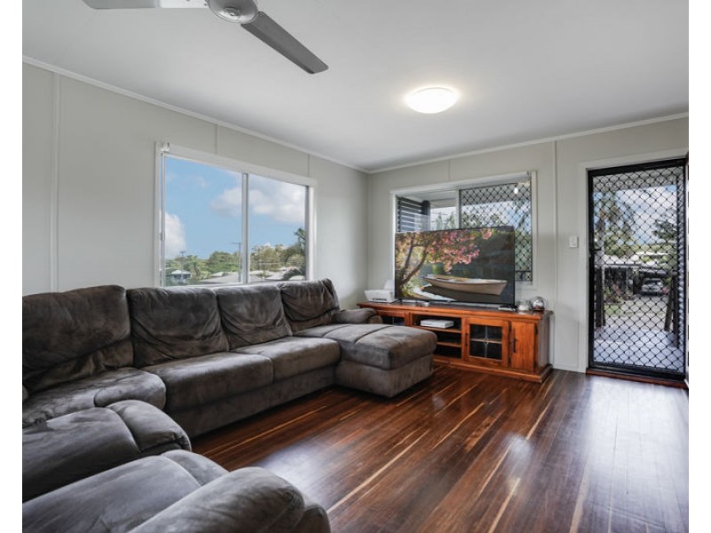 5 Harlequin Street, Toolooa QLD 4680