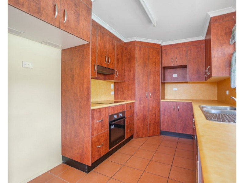75 Boles Street, West Gladstone QLD 4680