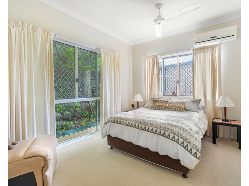 36 Helen Crescent, Wurdong Heights QLD 4680