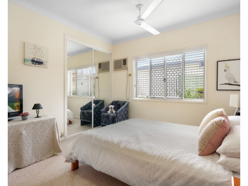 36 Helen Crescent, Wurdong Heights QLD 4680