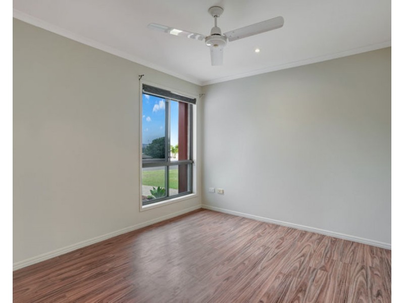 28 Larcom Rise, West Gladstone QLD 4680