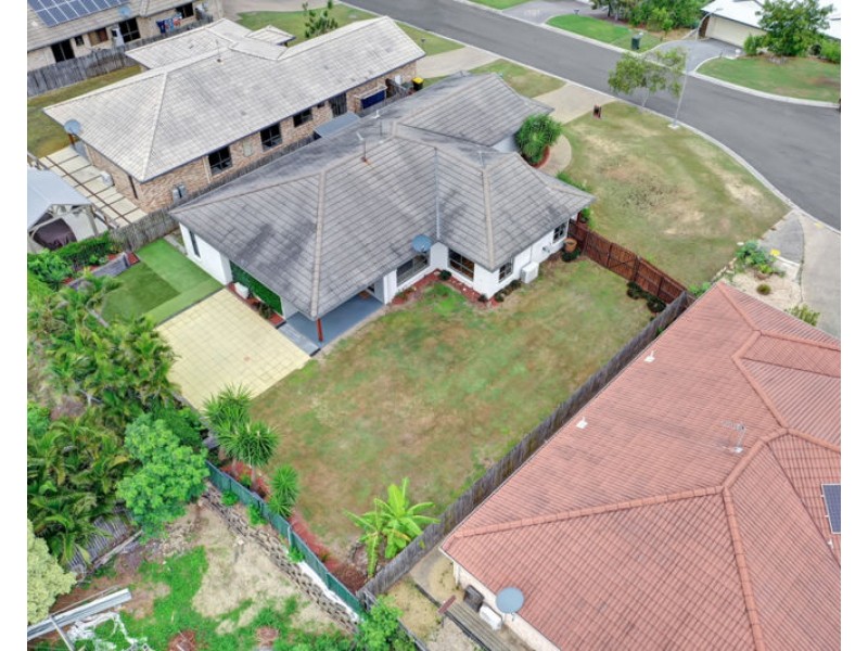 28 Larcom Rise, West Gladstone QLD 4680