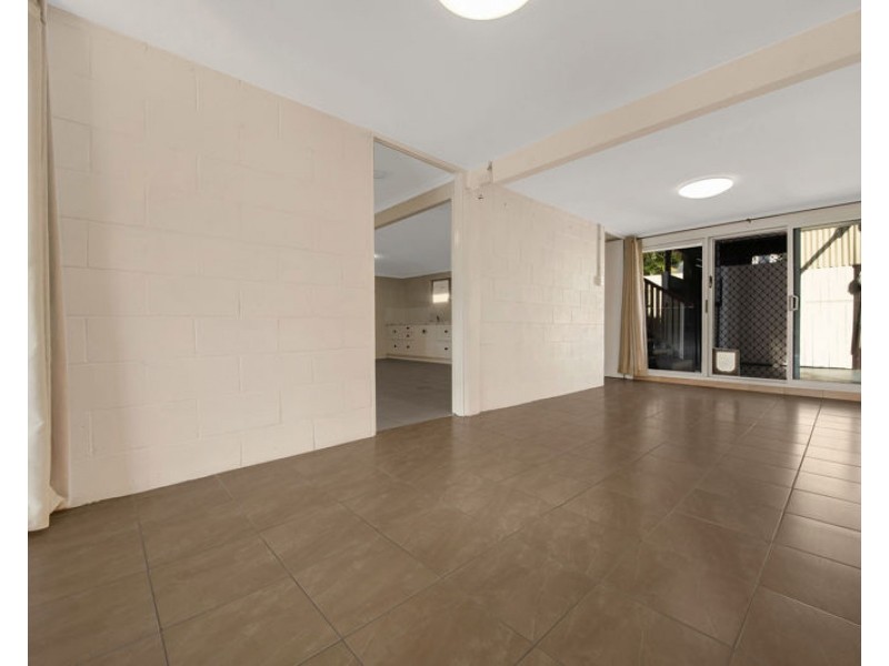 10 Carol Street, Sun Valley QLD 4680