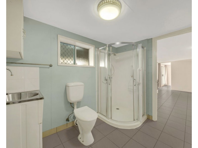 10 Carol Street, Sun Valley QLD 4680