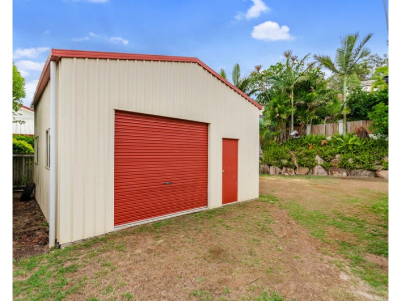 26 Wivenhoe Close, Clinton QLD 4680