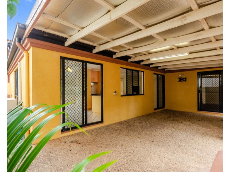 26 Wivenhoe Close, Clinton QLD 4680
