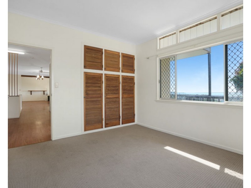 15 Hallam Lane, South Gladstone QLD 4680