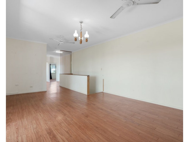15 Hallam Lane, South Gladstone QLD 4680
