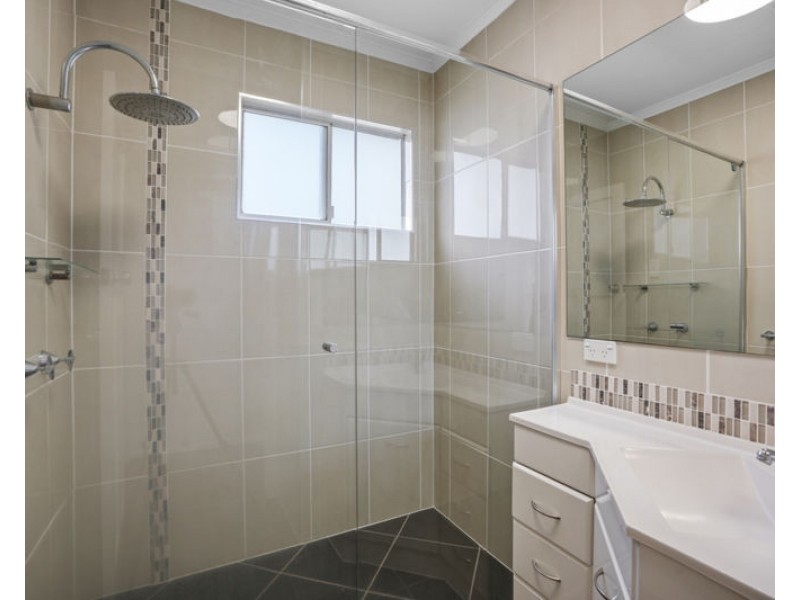 197 Oaka Street, South Gladstone QLD 4680
