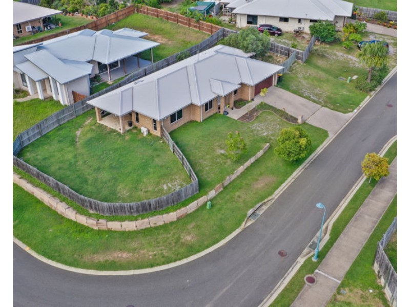 6 Blackburn Court, Kirkwood QLD 4680