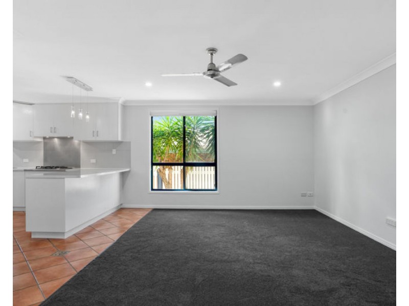273 J Hickey Avenue, Clinton QLD 4680