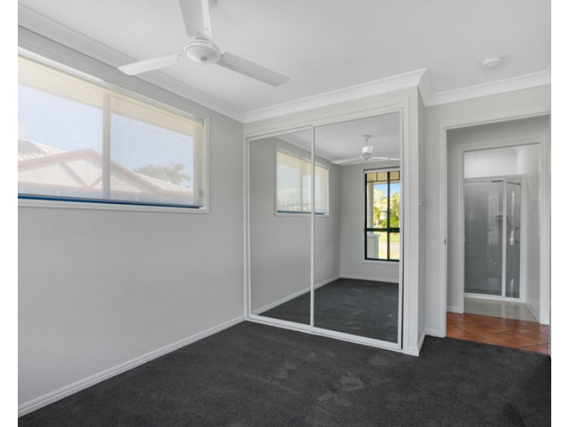 273 J Hickey Avenue, Clinton QLD 4680