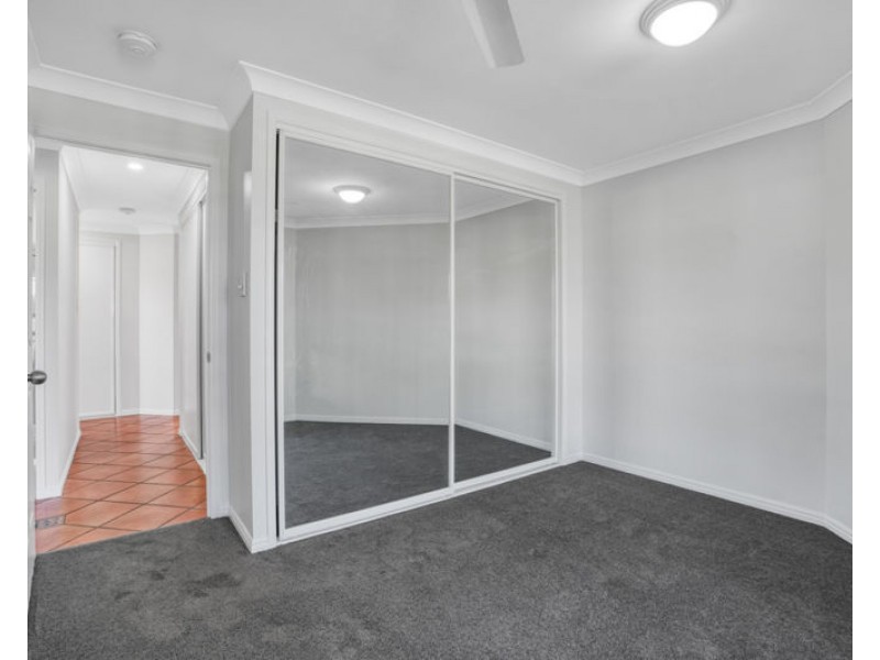 273 J Hickey Avenue, Clinton QLD 4680