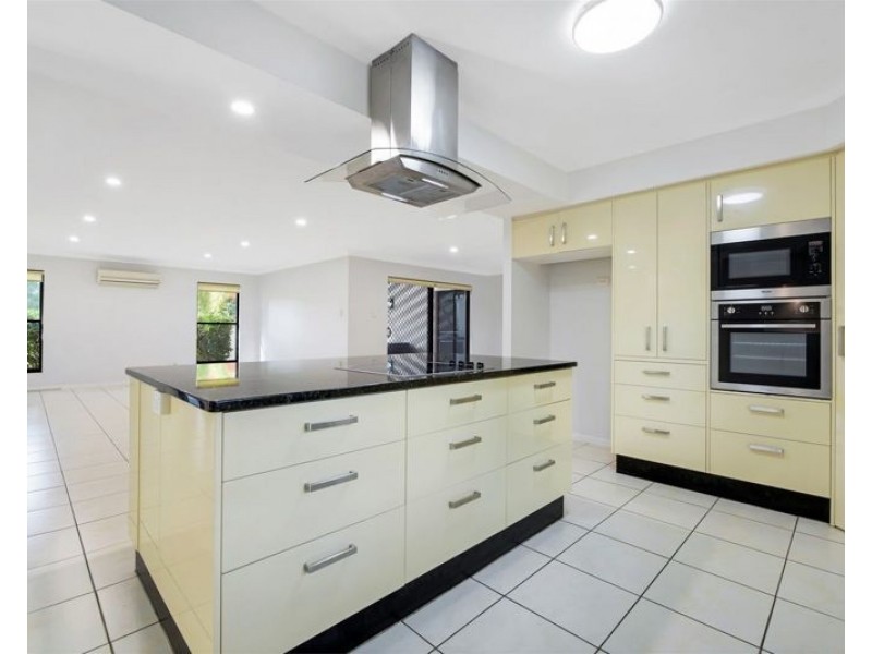 36 Dean Street, Glen Eden QLD 4680