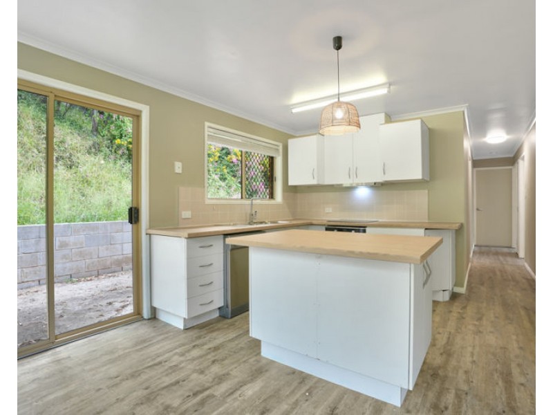 43 Mellefont Street, West Gladstone QLD 4680