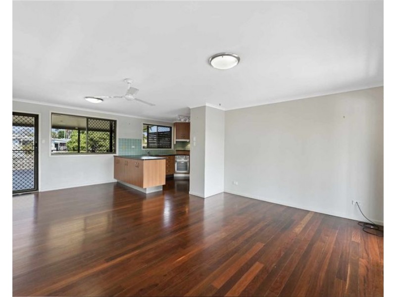 14 Bellemere Court, Boyne Island QLD 4680