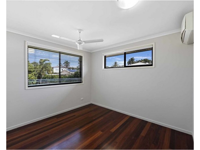 14 Bellemere Court, Boyne Island QLD 4680
