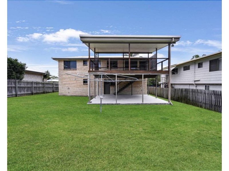 14 Bellemere Court, Boyne Island QLD 4680