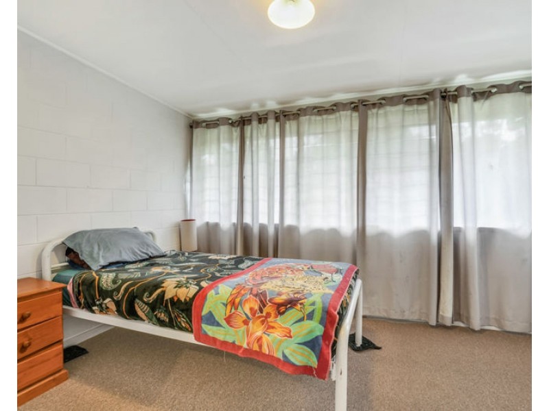 10/21 Charles Street, West Gladstone QLD 4680