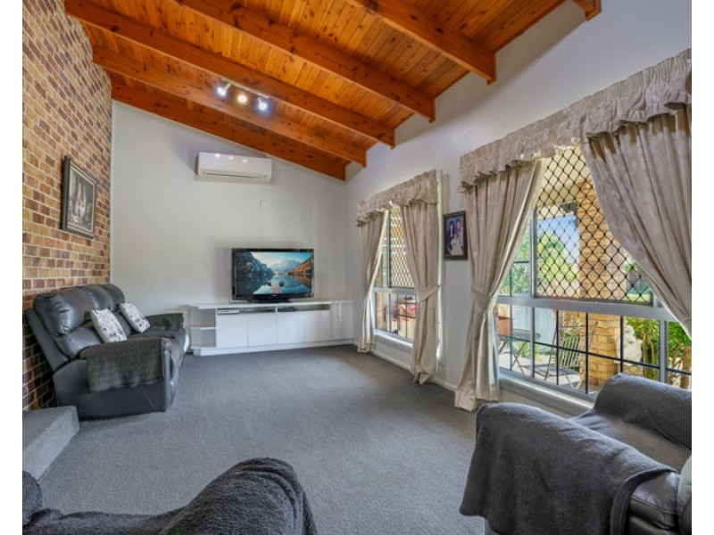 5 Resolute Street, Clinton QLD 4680