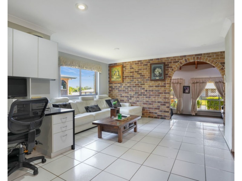 5 Resolute Street, Clinton QLD 4680