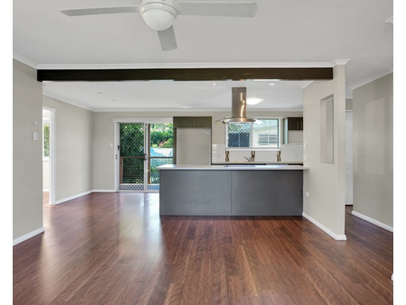 1 Spica Close, Telina QLD 4680