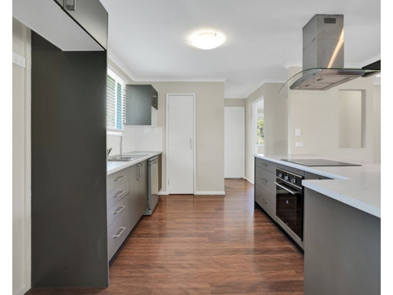 1 Spica Close, Telina QLD 4680