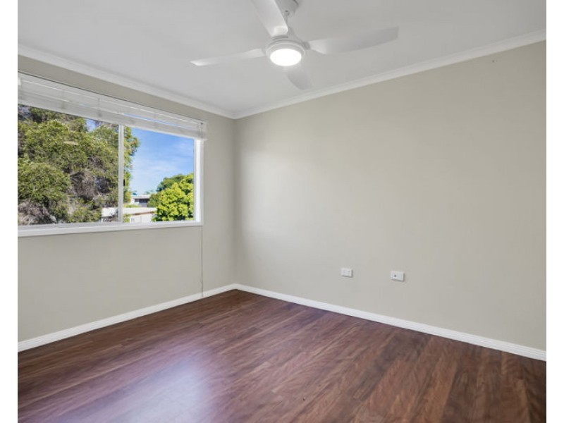 1 Spica Close, Telina QLD 4680