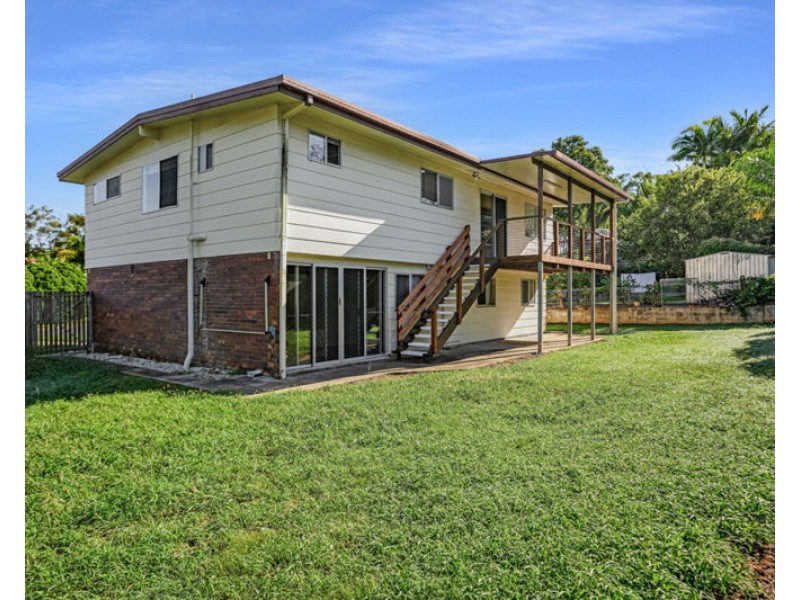1 Spica Close, Telina QLD 4680