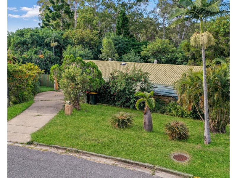 4 Apollo Drive, Clinton QLD 4680