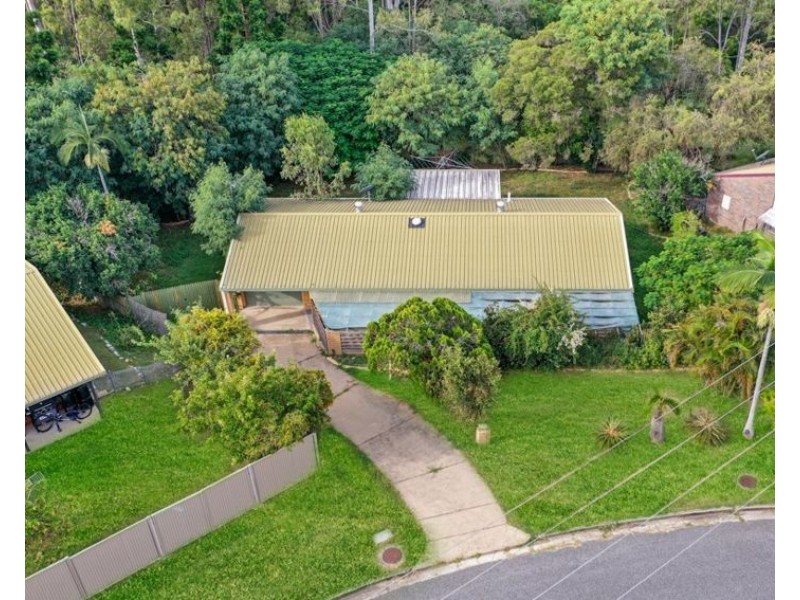 4 Apollo Drive, Clinton QLD 4680