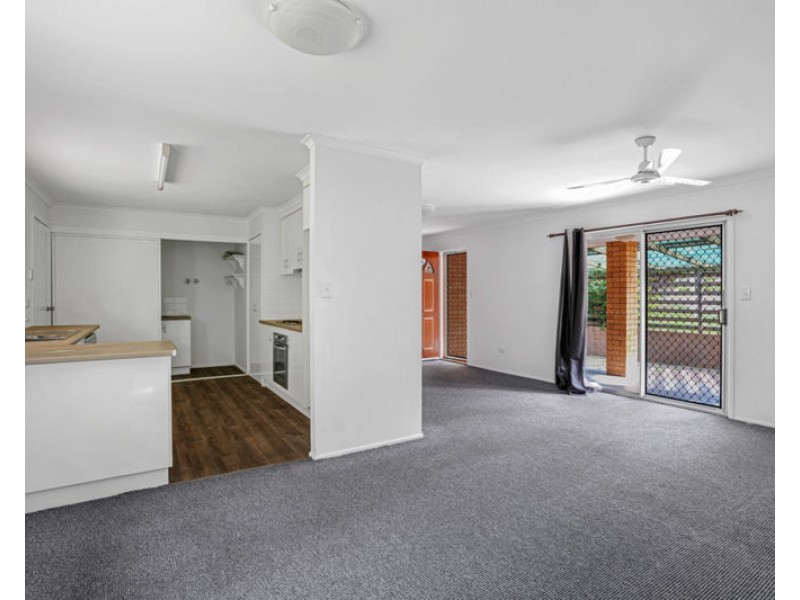 4 Apollo Drive, Clinton QLD 4680