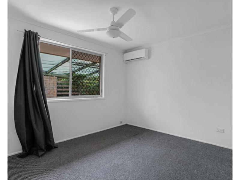 4 Apollo Drive, Clinton QLD 4680