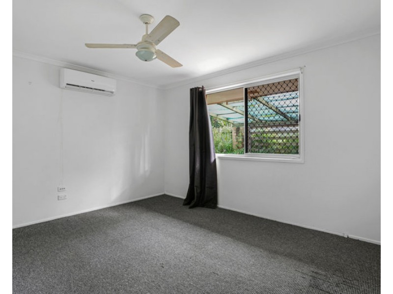 4 Apollo Drive, Clinton QLD 4680