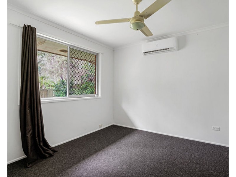 4 Apollo Drive, Clinton QLD 4680