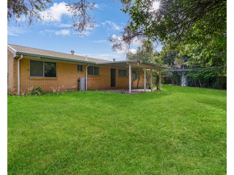 4 Apollo Drive, Clinton QLD 4680