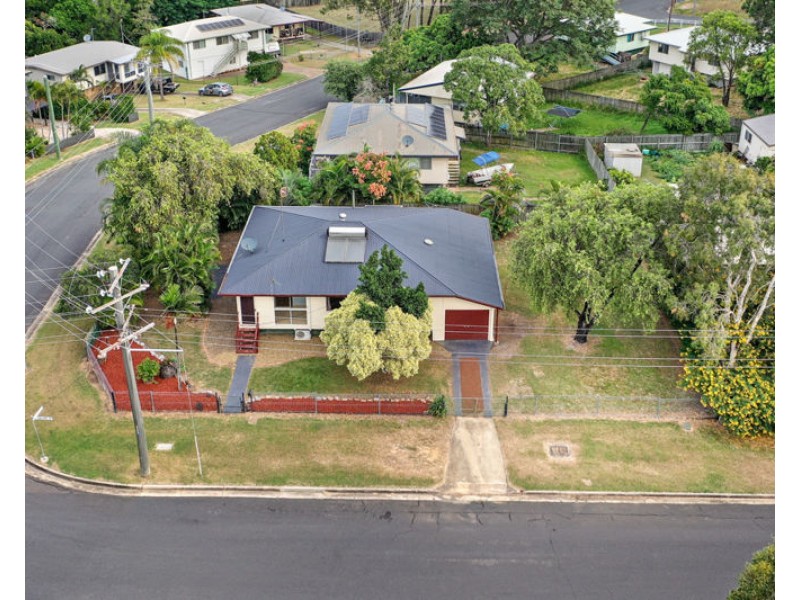 6 Squire Street, Toolooa QLD 4680