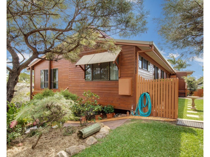 1 Upper Piper Street, West Gladstone QLD 4680