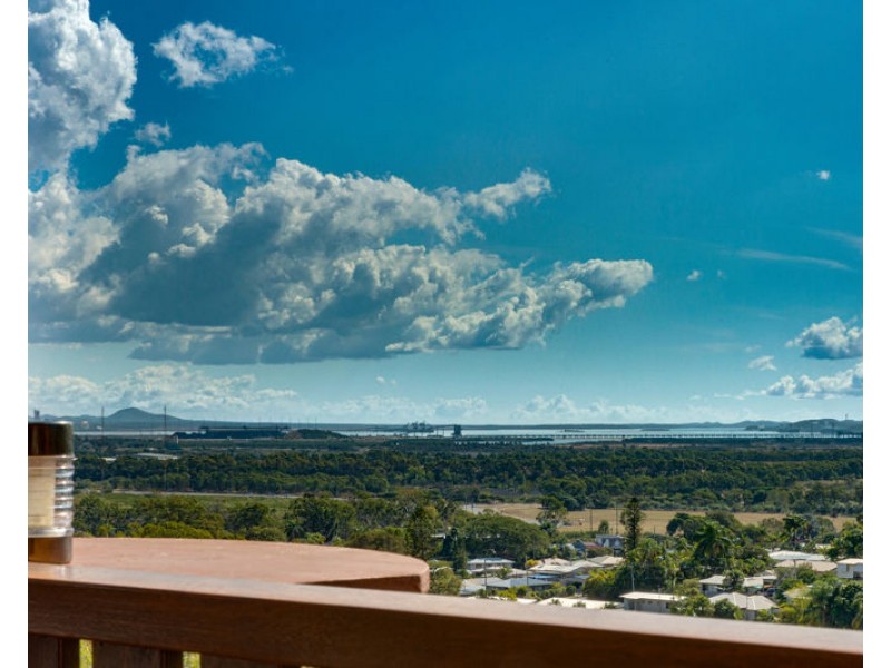 1 Upper Piper Street, West Gladstone QLD 4680