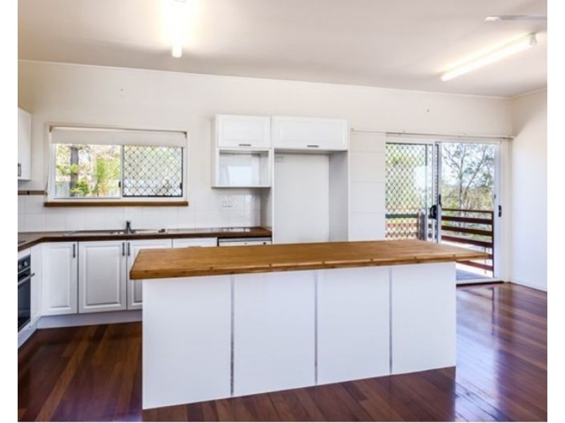 55 Flinders Street, West Gladstone QLD 4680