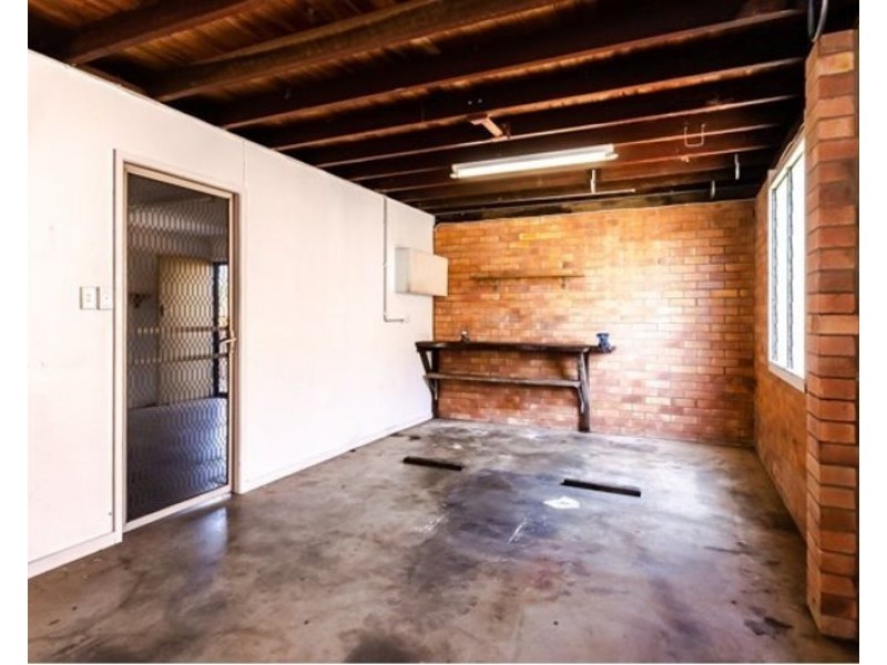 55 Flinders Street, West Gladstone QLD 4680