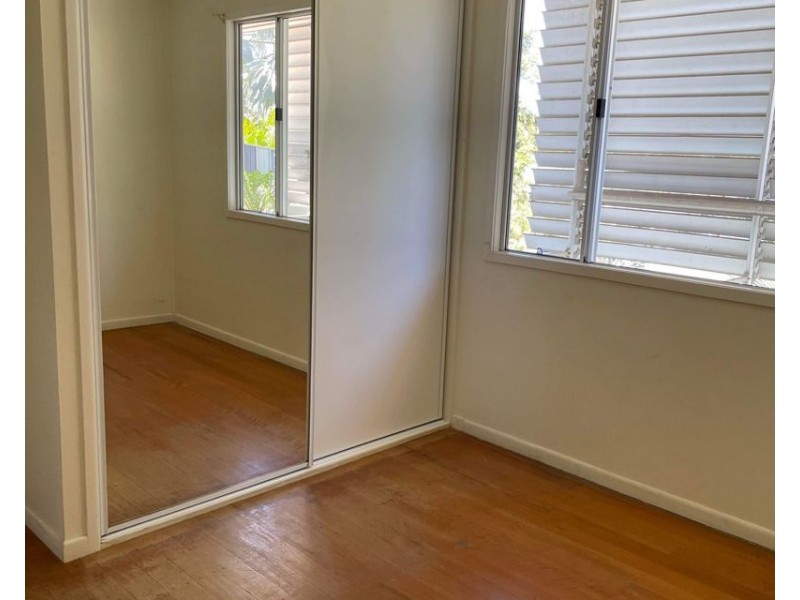 112 O’Connell Street, Barney Point QLD 4680