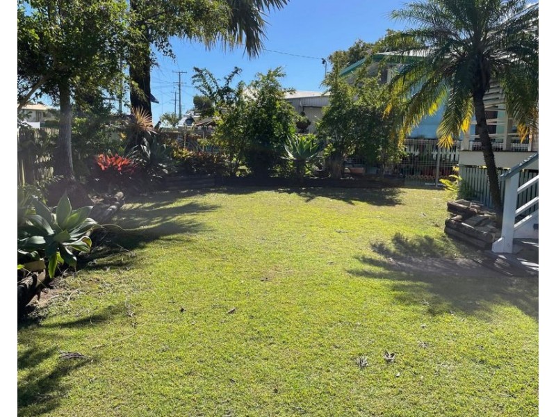 112 O’Connell Street, Barney Point QLD 4680