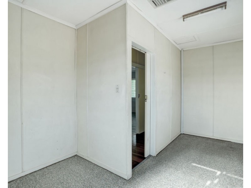 7 Flinders Parade, Gladstone QLD 4680