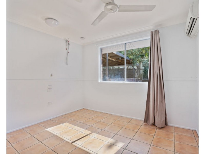 2 Cairncross Street, Sun Valley QLD 4680
