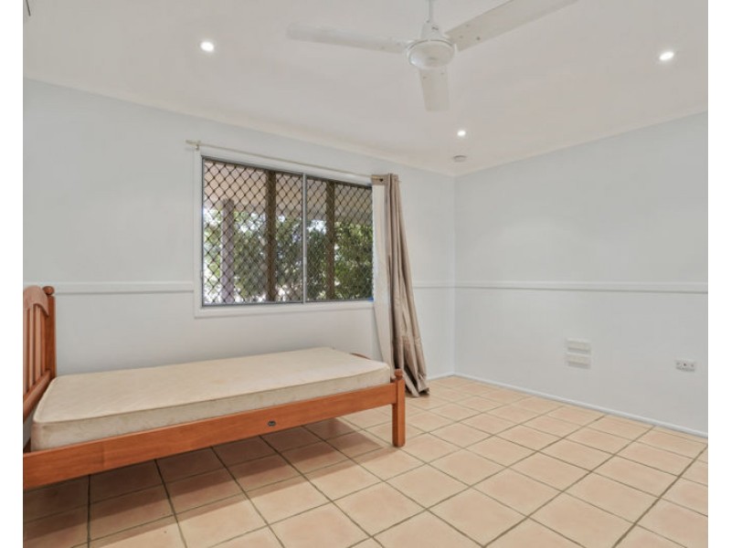 2 Cairncross Street, Sun Valley QLD 4680